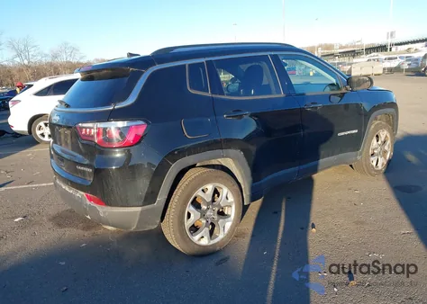 2018 Jeep Compass Limited 4X4 z USA, uszkodzony, nr VIN 3C4NJDCB2JT423691